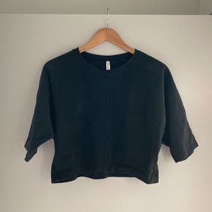 Aritzia — Babaton — Rosie Cropped Top Black
